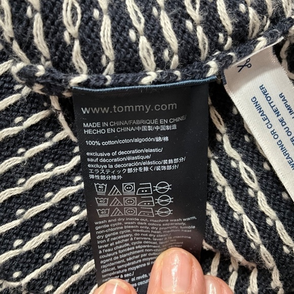TOMMY HILFIGER 100% Cotton Nordic Design Quarter Zip Sweater US Sz XL - Picture 7 of 7